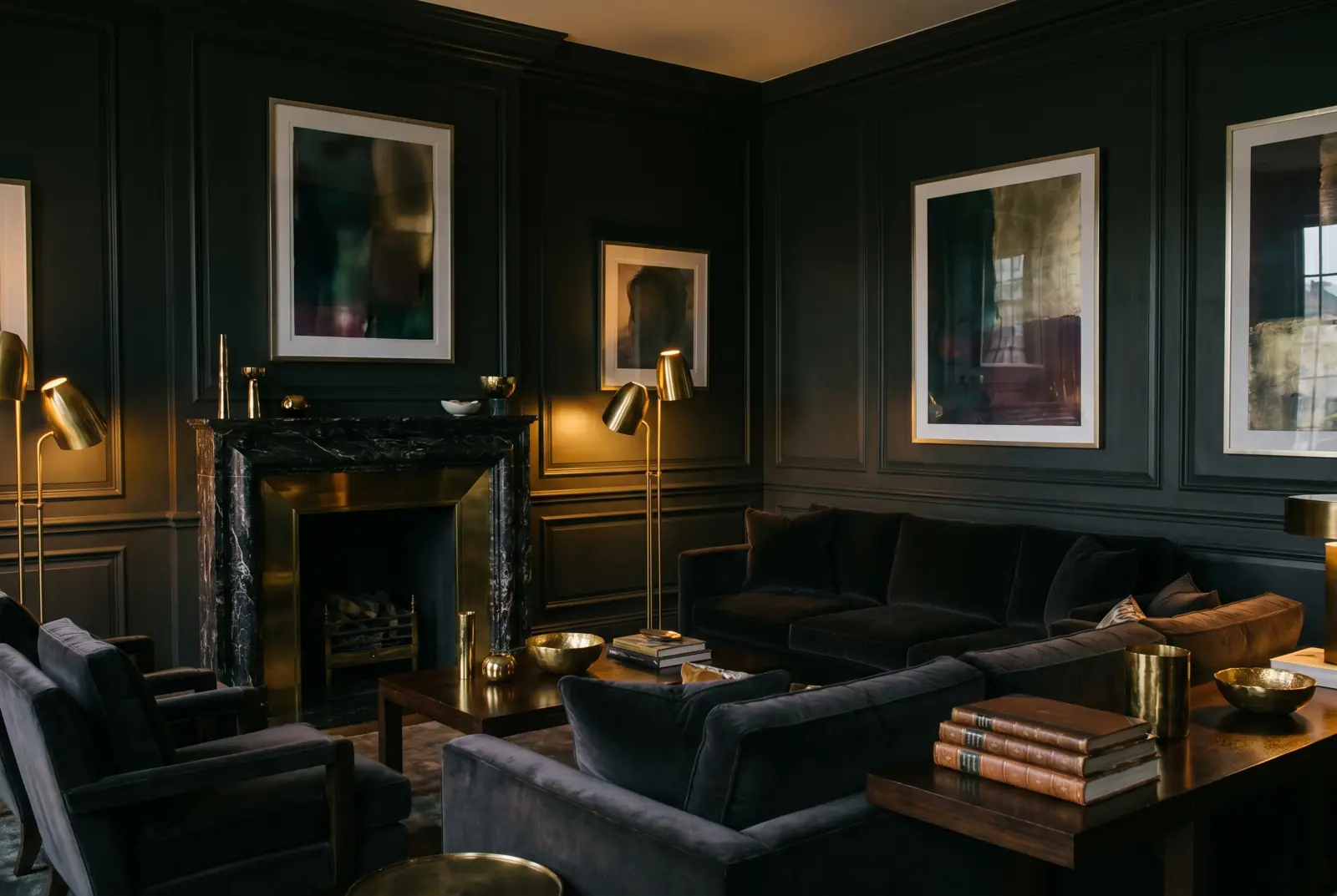 Elegant luxury living room with designer furnishings