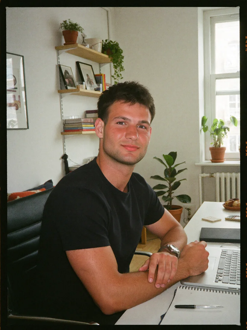 Tymur Chystiakov, fundador de Onda, en el estudio en Barcelona